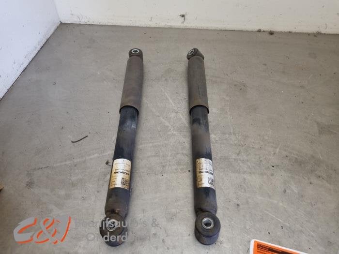 Kit amortisseur d'un Mercedes Sprinter, 3 mois de garantie, Utilisé, -, -