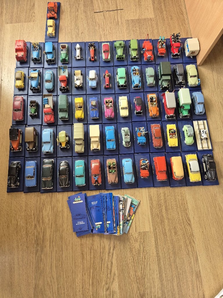 Voiture Tintin 1/43 collection atlas, Ophalen, Kuifje, Zo goed als nieuw, Beeldje of Figuurtje