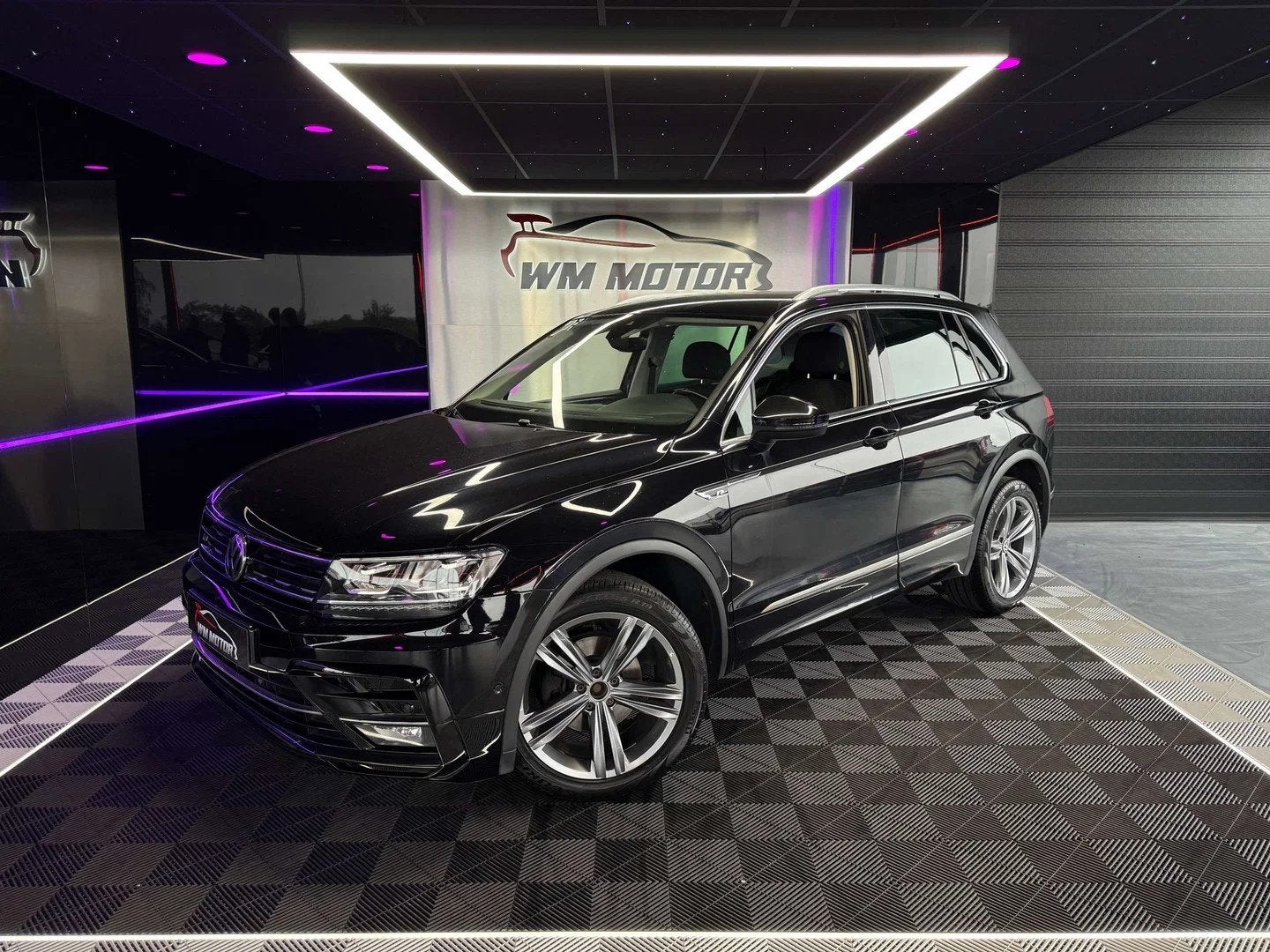 Volkswagen Tiguan Tiguan 2.0 TDi SCR 4Motion R-Line DSG, Auto's, Automaat, Gebruikt, 4 cilinders, Adaptive Cruise Control