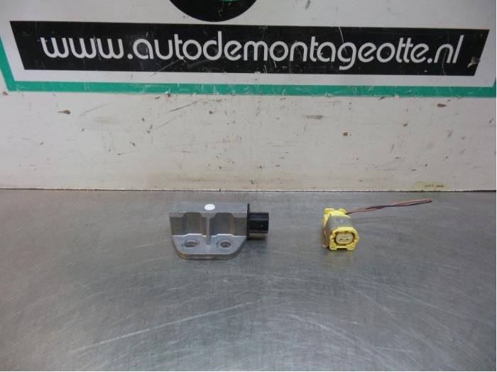 Détecteur airbag d'un Nissan X-Trail (X-Trail 01-), Autos : Pièces & Accessoires, Autres pièces automobiles, Nissan, Utilisé, 3 mois de garantie