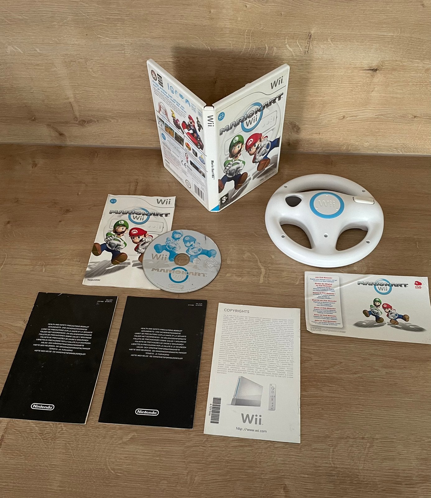 Mario Kart Wii — Complet (Boîte + Manuel + Roue Wii), Consoles de jeu & Jeux vidéo, Jeux | Nintendo Wii, Enlèvement ou Envoi, Comme neuf