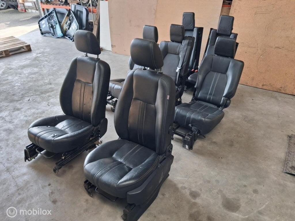 Stoelen Bank 7-persoons Land Rover Discovery 4 Zetels zwart, Auto-onderdelen, Land Rover, Ophalen of Verzenden, Gebruikt, Land Rover