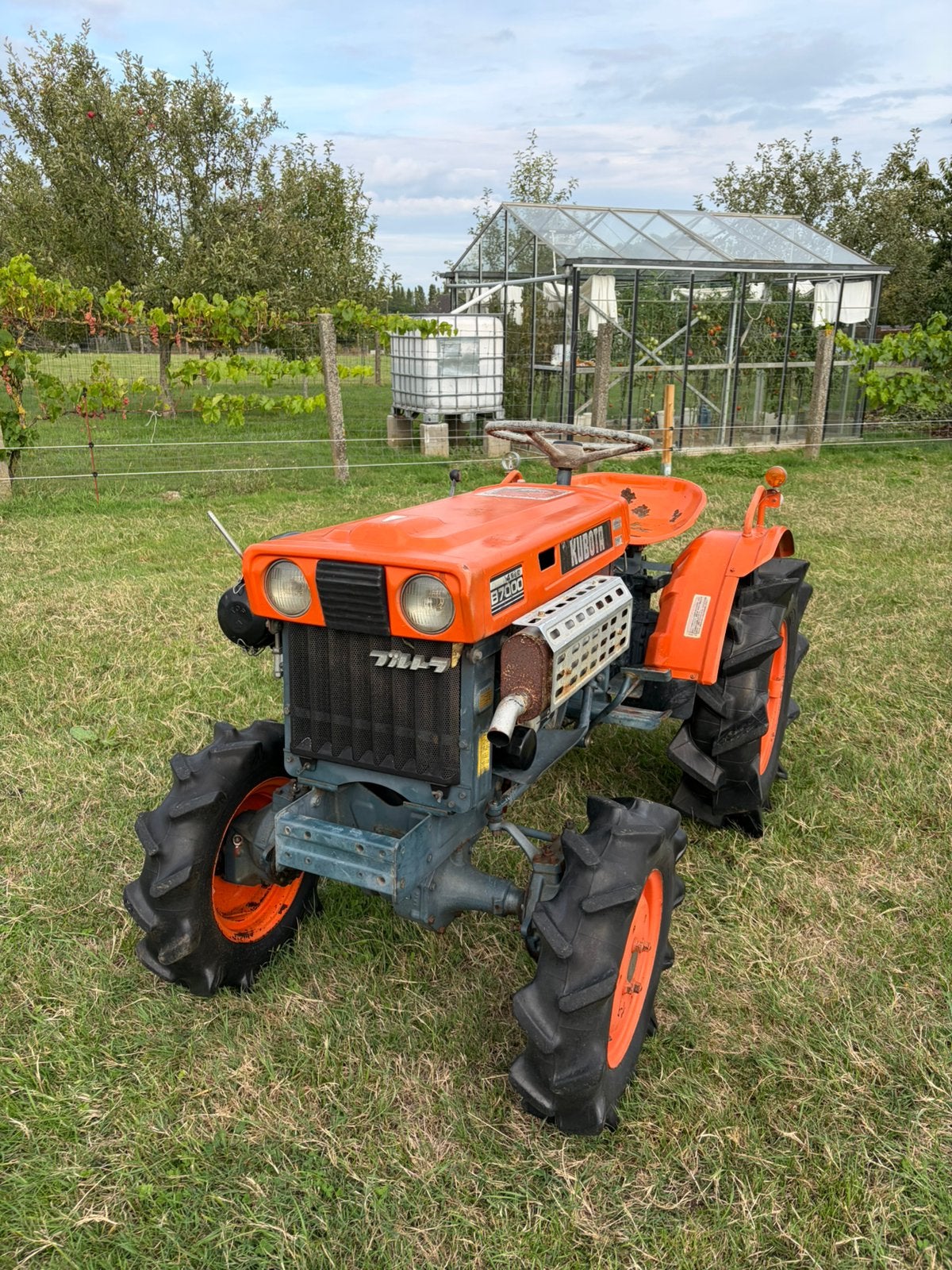 Minitractor Kubota B7000 - 2cilinder - 4x4 - origineel top !, Ophalen of Verzenden, Versnellingen