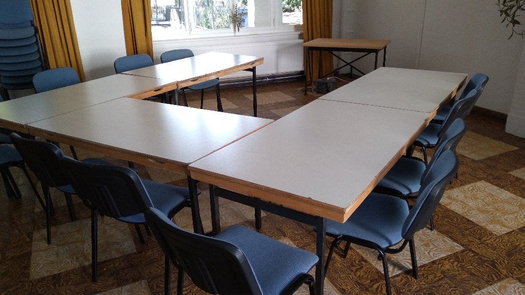 tafels met transportkarren, Ophalen