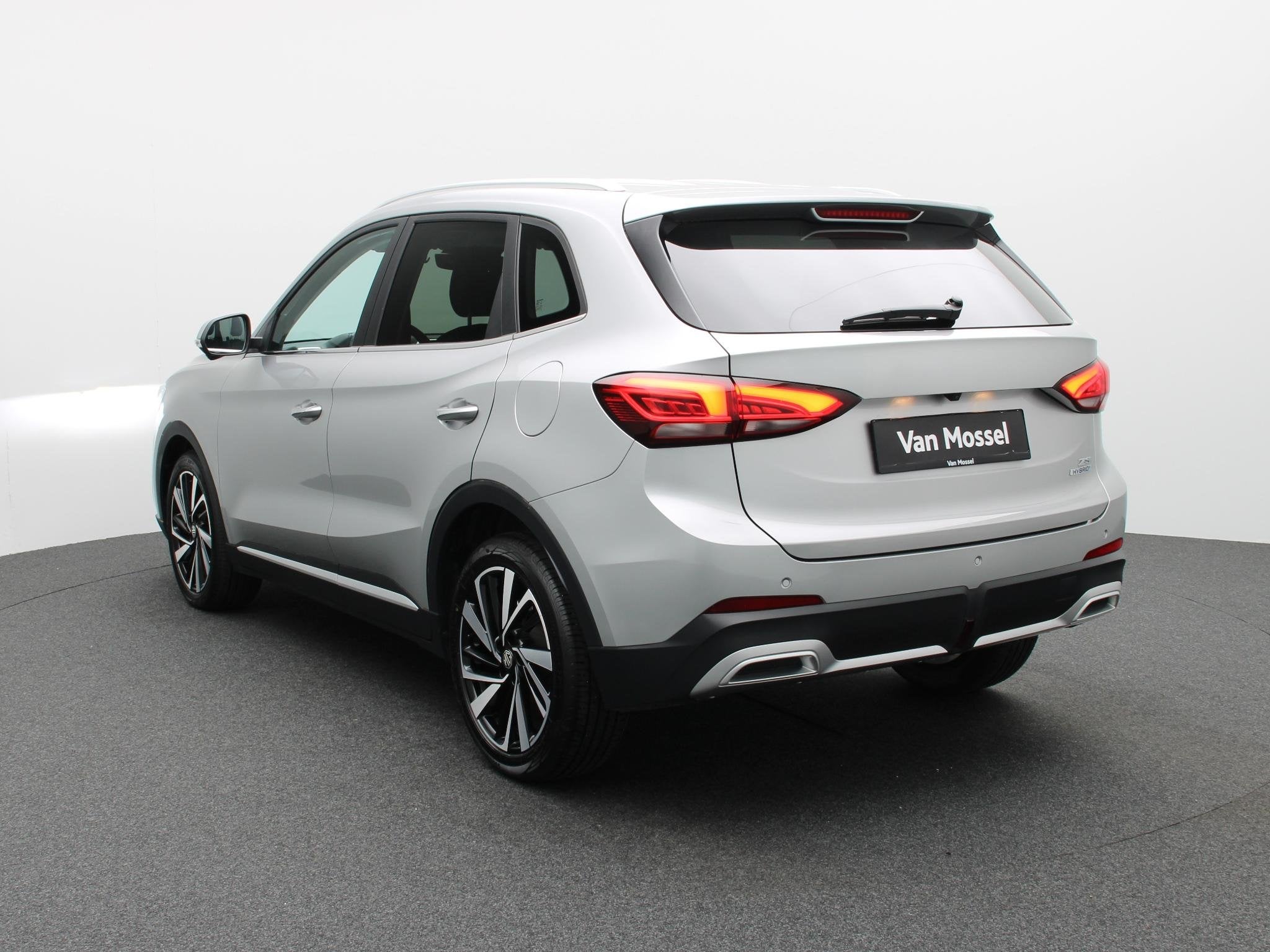 MG ZS Hybrid+ Luxury, Auto's, 197 pk, Gebruikt, 4 cilinders, ZS