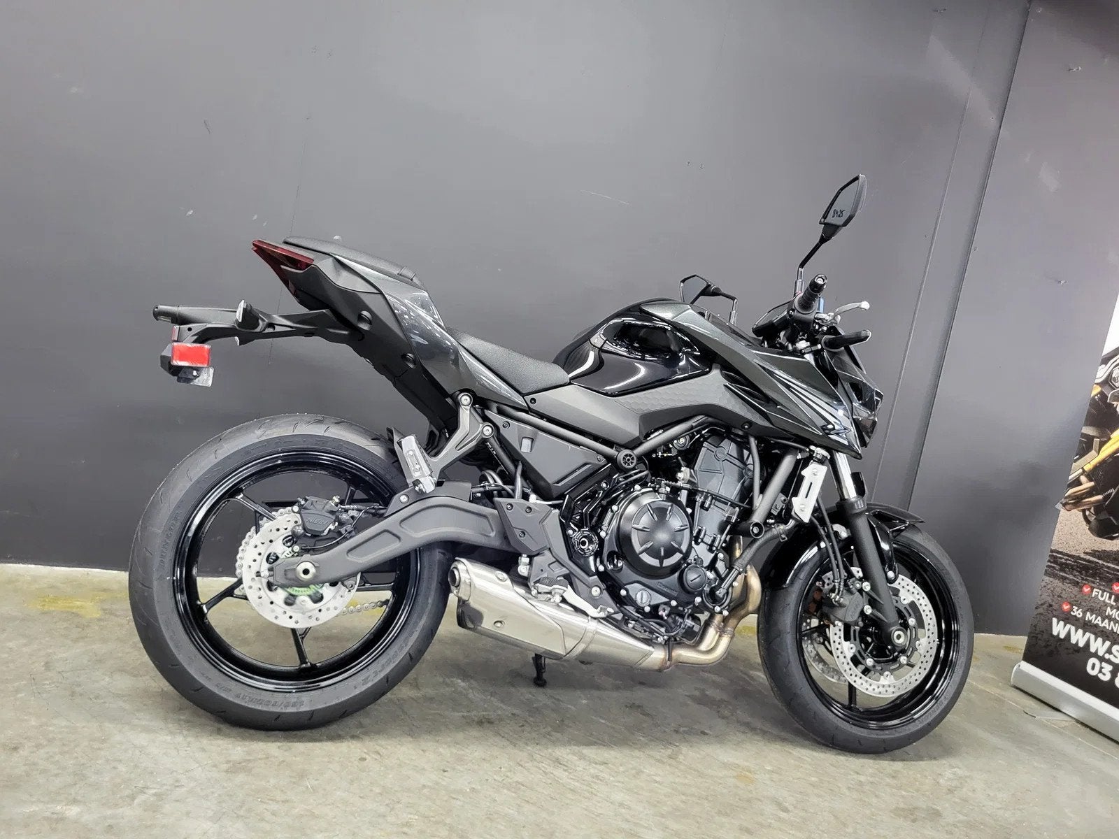 Kawasaki Z 650 S heerlijke motorfiets in nieuwstaat, Entreprise, Occasion, Plus de 35 kW, 650 cm³