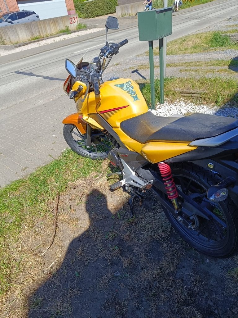 Honda glr125, Motoren, Occasion, Particulier, 125 cc, 11 kW of minder
