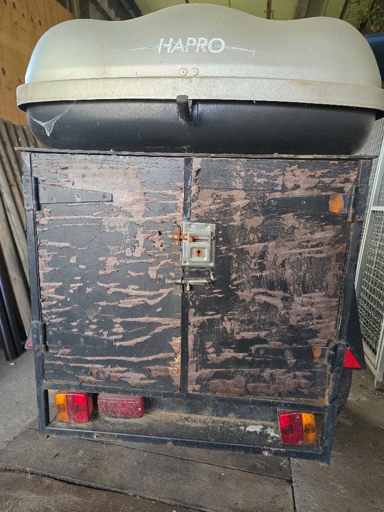 gesloten aanhangwagen, Ophalen, Gebruikt
