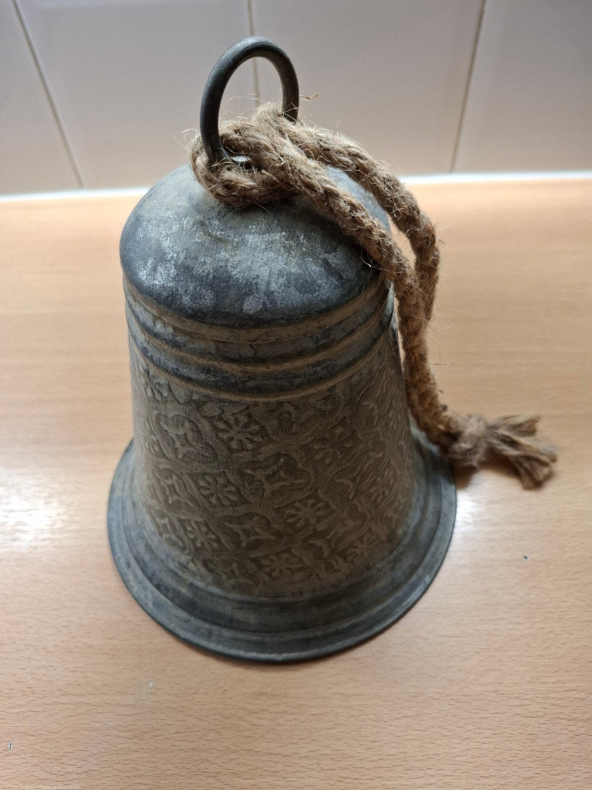 Cloche à suspendre, Enlèvement