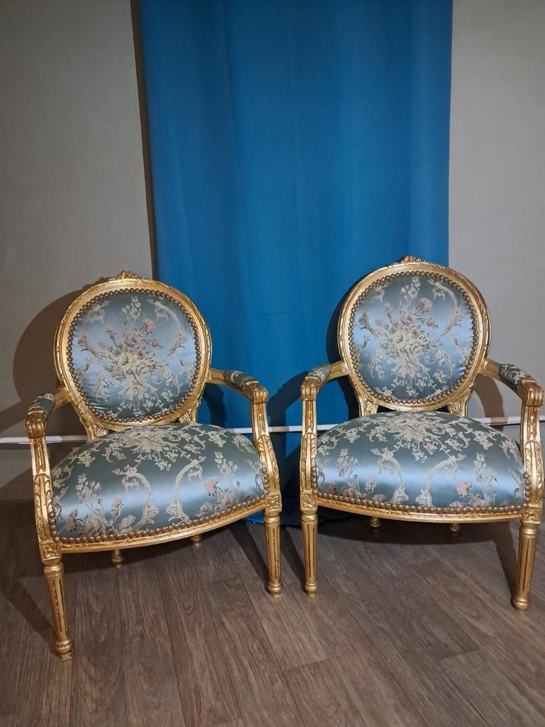 Fauteuils Baroque médaillon, Ophalen