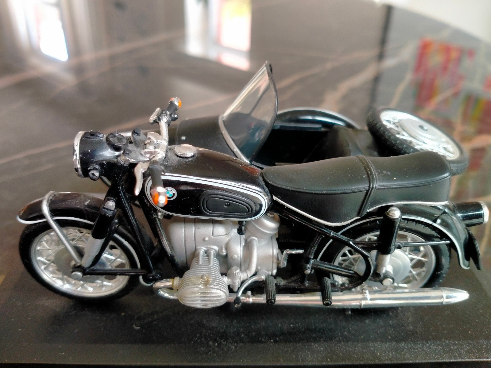 Model BMW R60-2 ., Enlèvement
