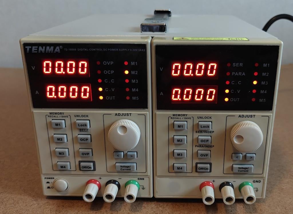 Tenma 72-10500 Digital control DC Power supply 0-30v 3ax2, Bricolage & Construction, Instruments de mesure, Enlèvement ou Envoi