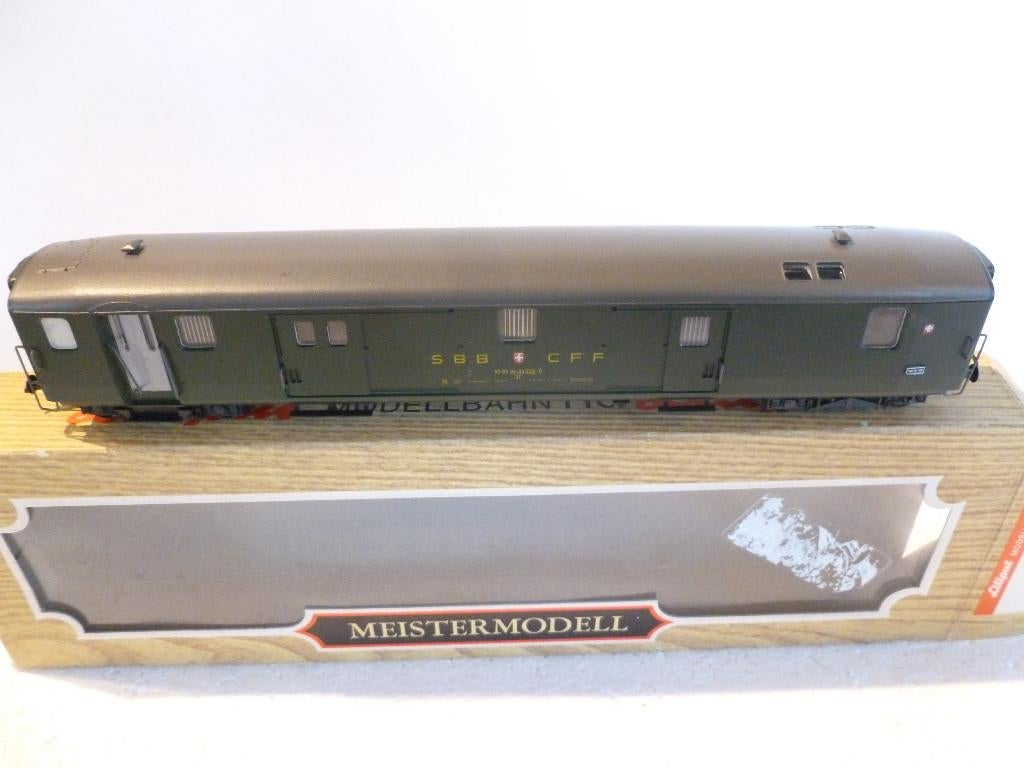 TRAINS HO, Hobby en Vrije tijd, Modeltreinen | H0, Ophalen of Verzenden, Gelijkstroom, Wagon, Liliput