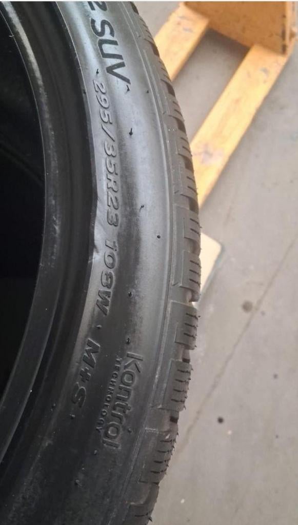 PNEUS HIVER HANKOOK- 295/35R23 108W// 2 à 50€, Ophalen of Verzenden