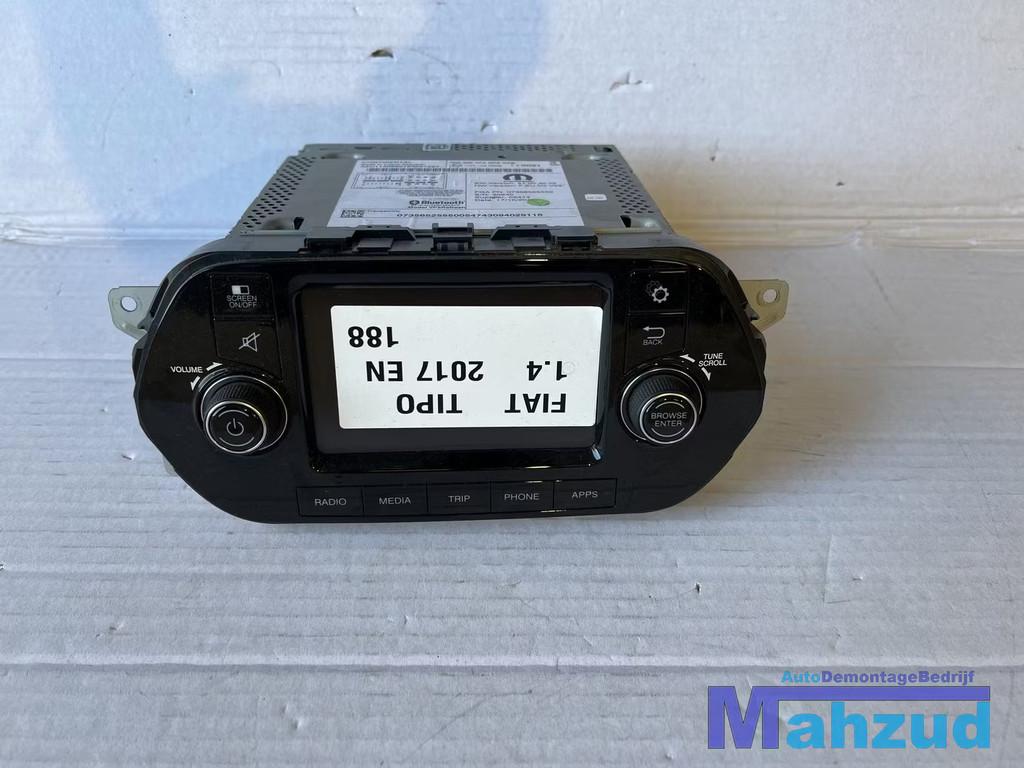 FIAT TIPO hatckback radio 2016+, Auto-onderdelen, Gebruikt, Stellantis Europe S.p.A., Info@stellantis.com, Corso Giovanni Agnelli 200
10135  Turin, IT