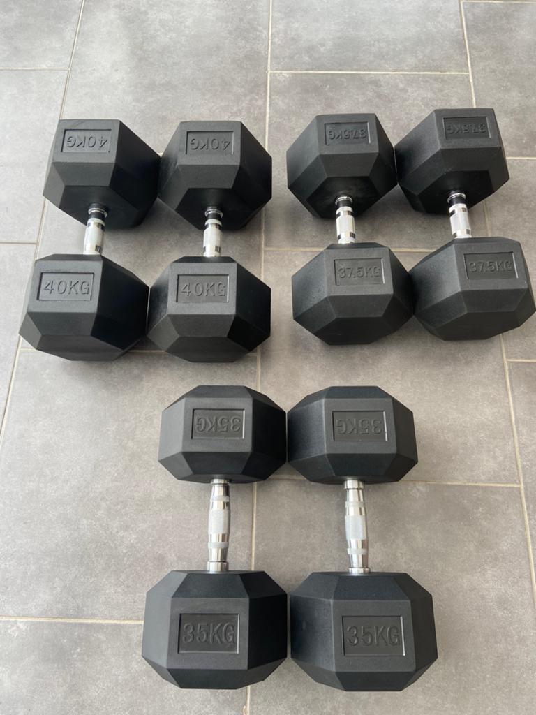 Hexagonale dumbells: 2x35kg / 2x37,5kg / 2x40kg, Sport en Fitness, Fitnessmaterialen, Ophalen, Nieuw, Benen, Dumbbell