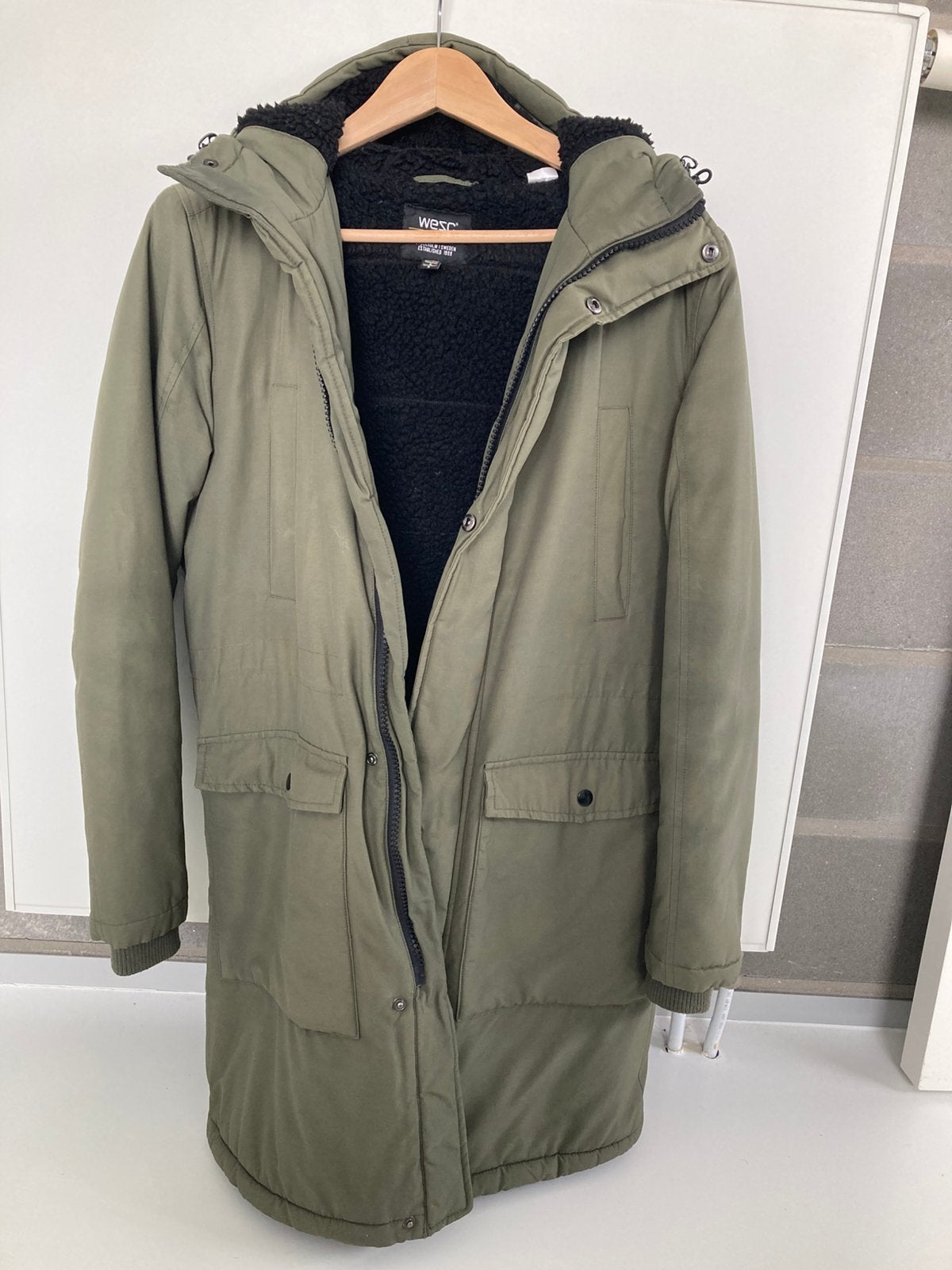 Wesc parka mantel jas small winterjas, Ophalen of Verzenden, Zo goed als nieuw