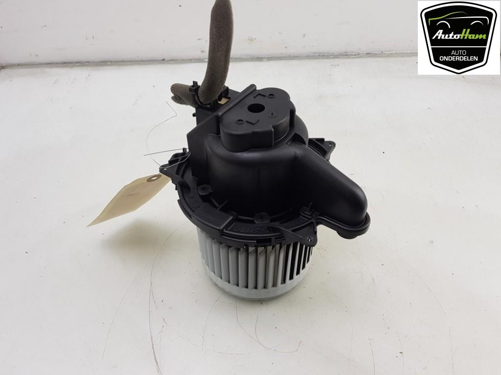 VENTILATEUR RADIATEUR MOTEUR Dacia Sandero II, Autos : Pièces & Accessoires, Climatisation & Chauffage, Dacia, Utilisé