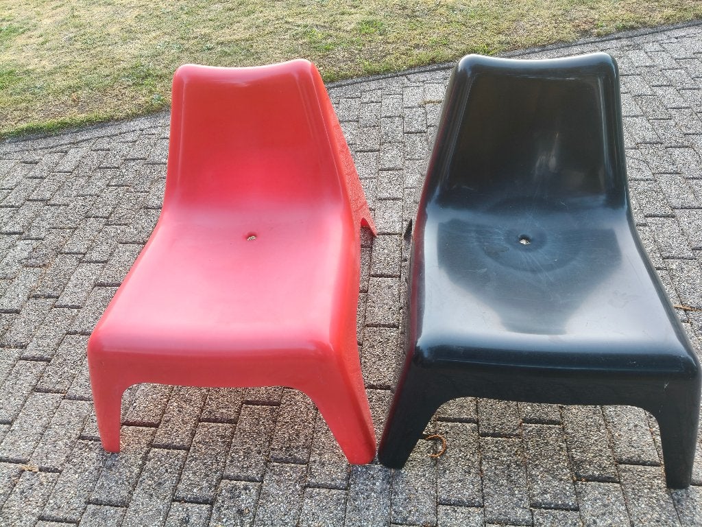 2 stevige plastieke stoelen, Ophalen, Zo goed als nieuw, Stoel(en)