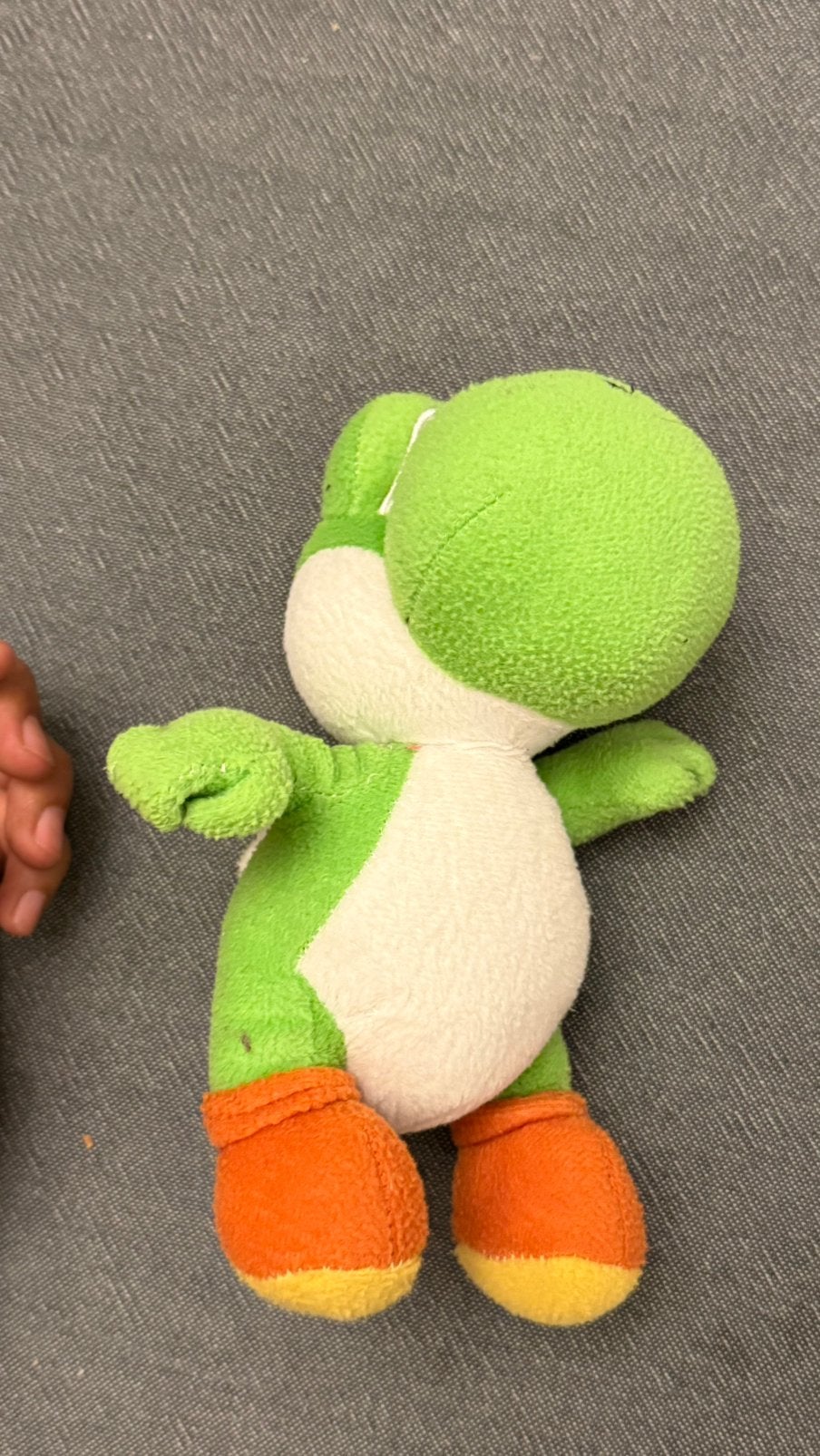 Peluche yoshi, Enlèvement, Comme neuf