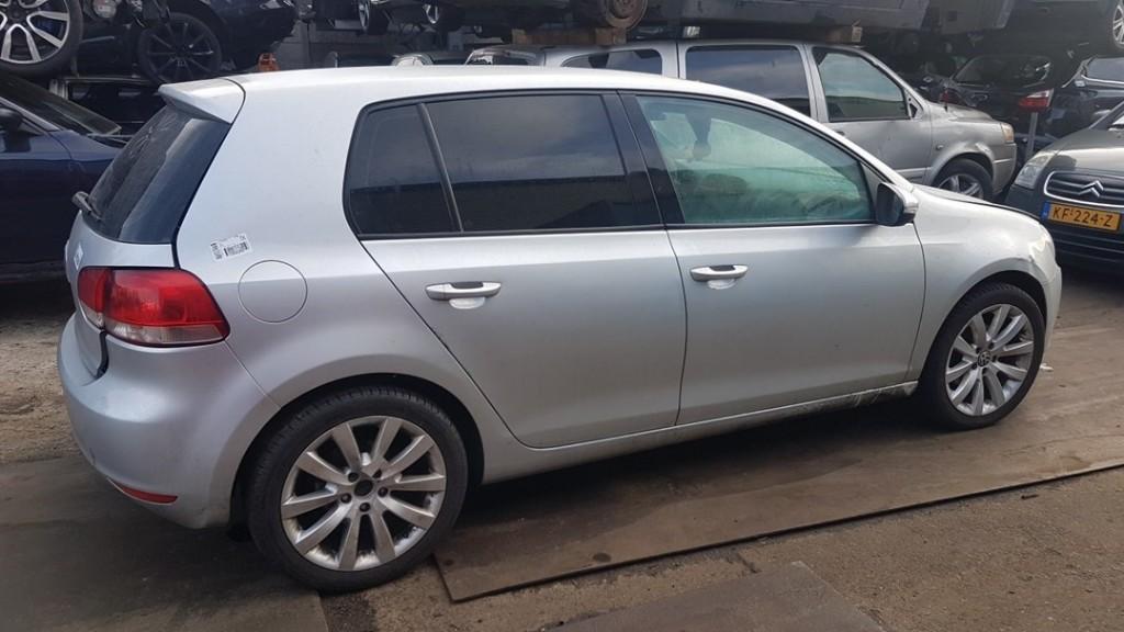 PORTE DROITE ARRIÈRE Volkswagen Golf VI (5K1) (5K6833056K), Autos : Pièces & Accessoires, Utilisé, Arrière, Volkswagen, Porte