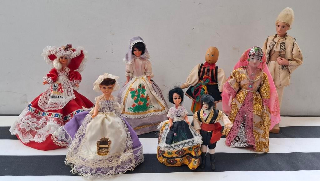 Vintage poppetjes, Verzamelen, Ophalen, Gebruikt, Levensecht of Reborn