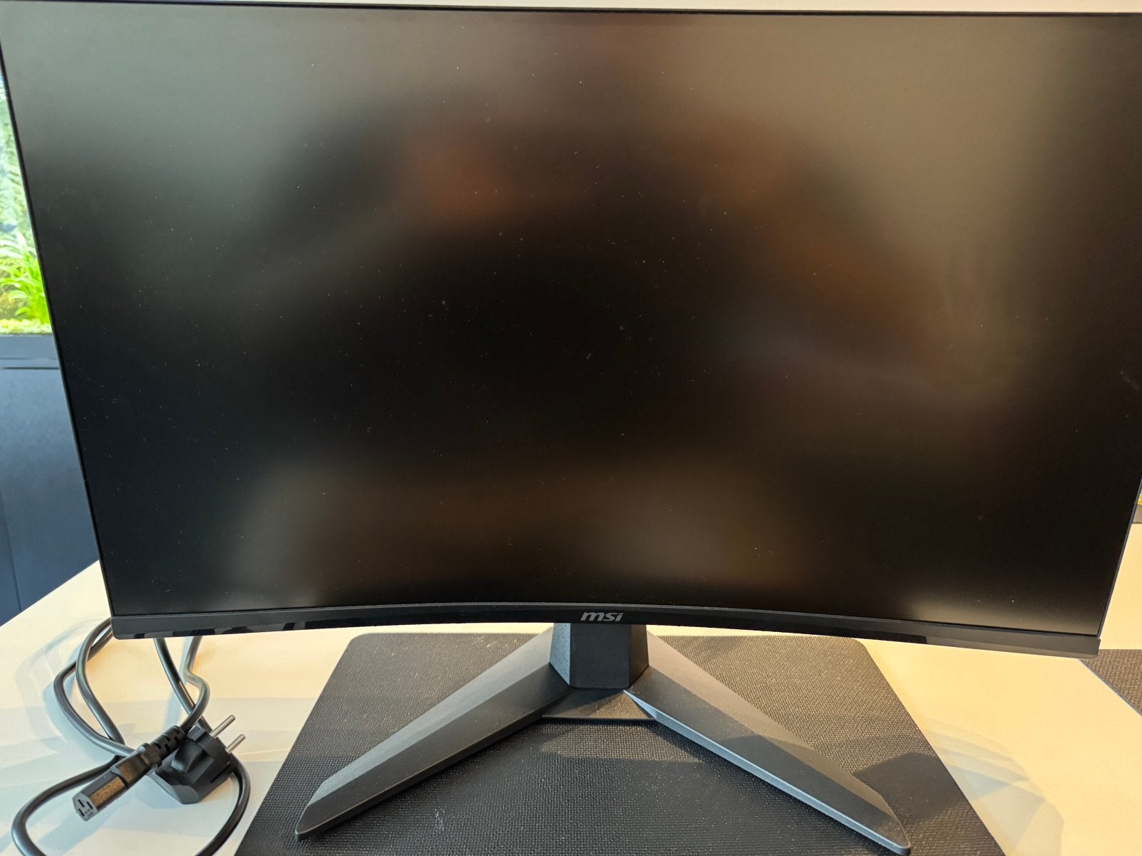 MSI MAG 27C6X 27” Curved Gaming Monitor – 250Hz, HDMI, Full HD, Zo goed als nieuw, 201 Hz of meer