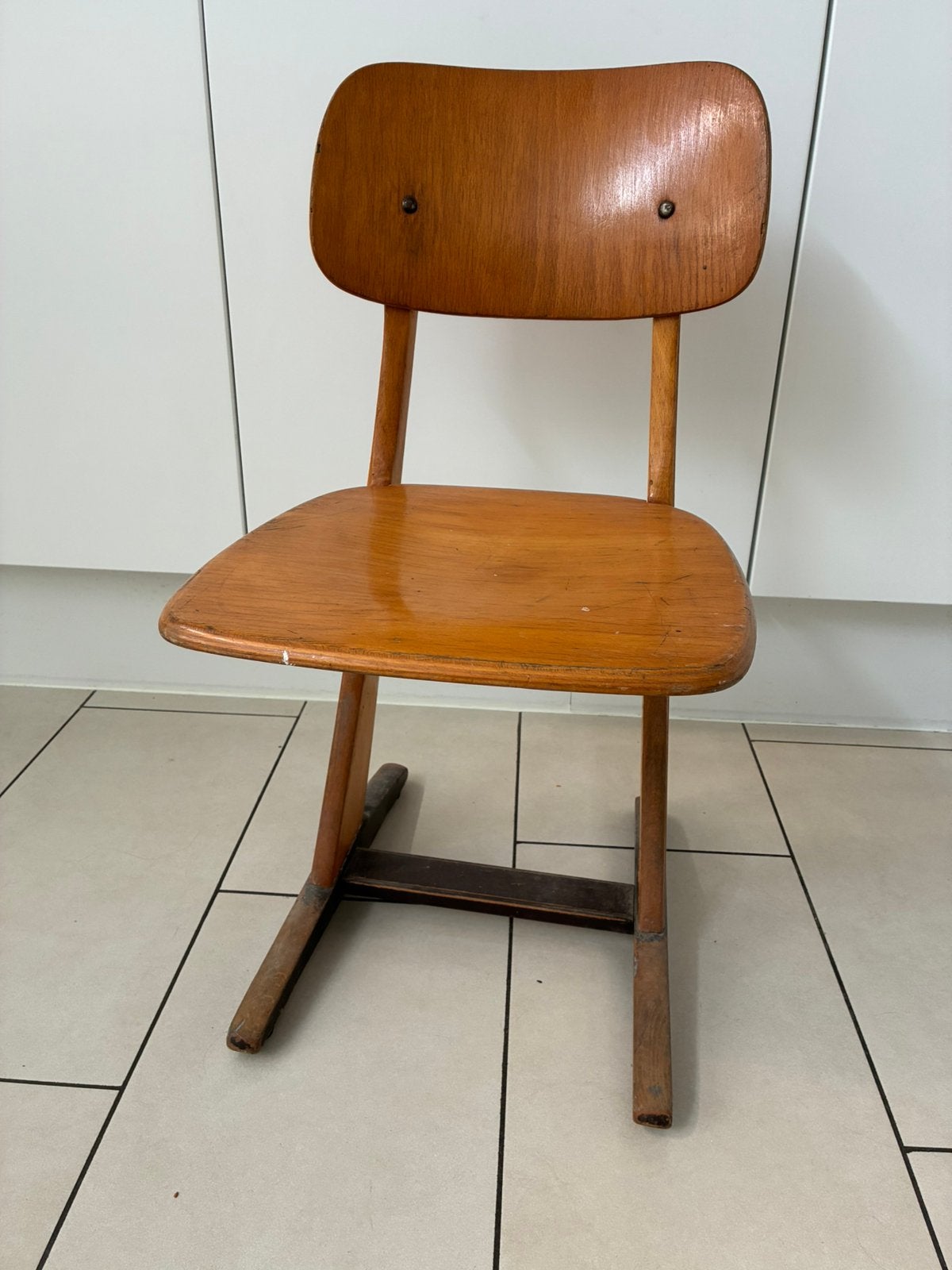 Chaise pour enfant Casala vintage en bois de hêtre, Maison & Meubles, Chaises, Vintage, Brun, Enlèvement, Utilisé