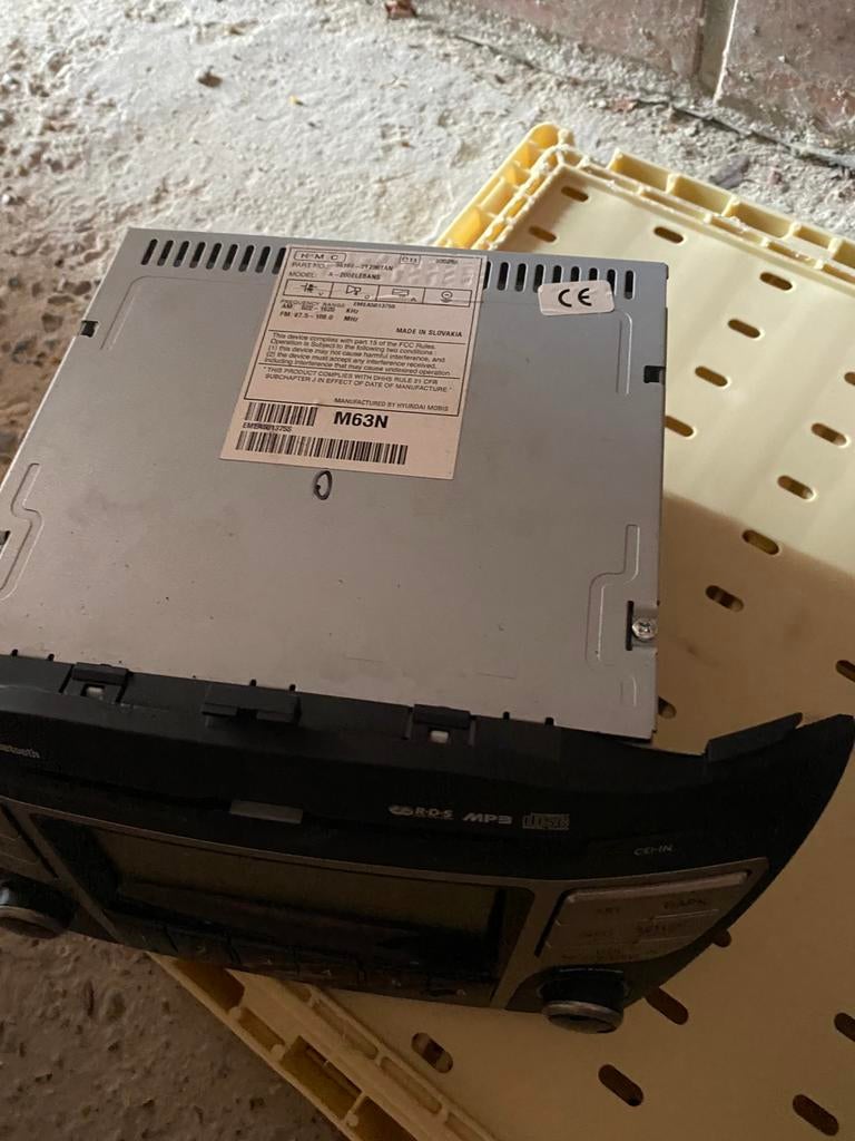CD-radio Bluetooth vaan Hyundai 50€, Ophalen, Zo goed als nieuw