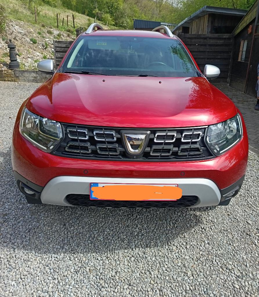 Dacia Duster Blue DCI 115 CV Prestige, Auto's, Dacia, Voorwielaandrijving, 4 cilinders, Duster, Leder