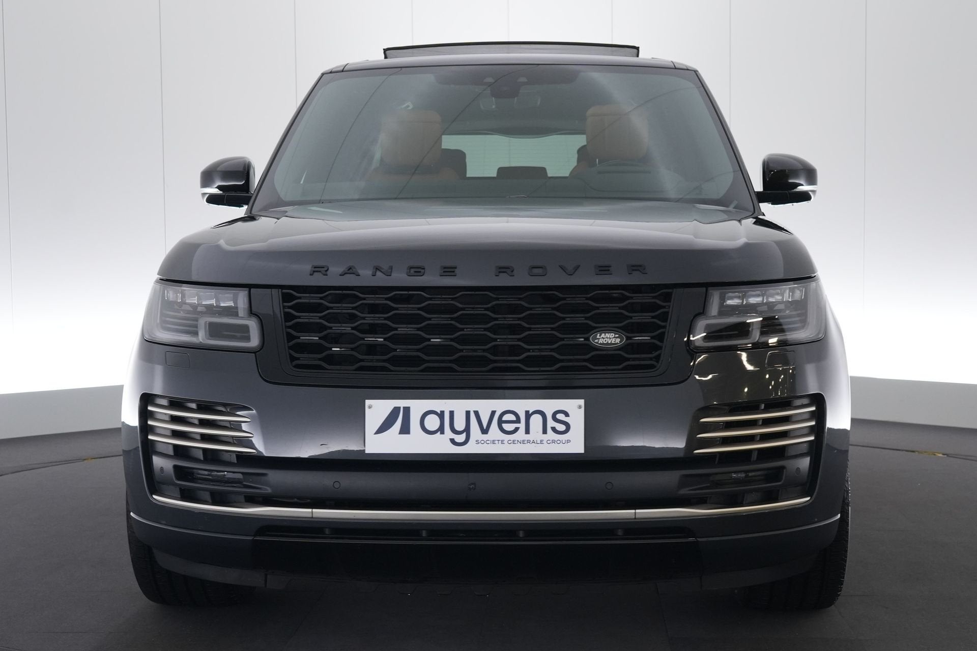 (2AUJ327) LAND ROVER RANGE ROVER, Automaat, https://public.car-pass.be/vhr/4521eb89-2f43-42b5-8c80-33ea98878d06, Gebruikt, Leder