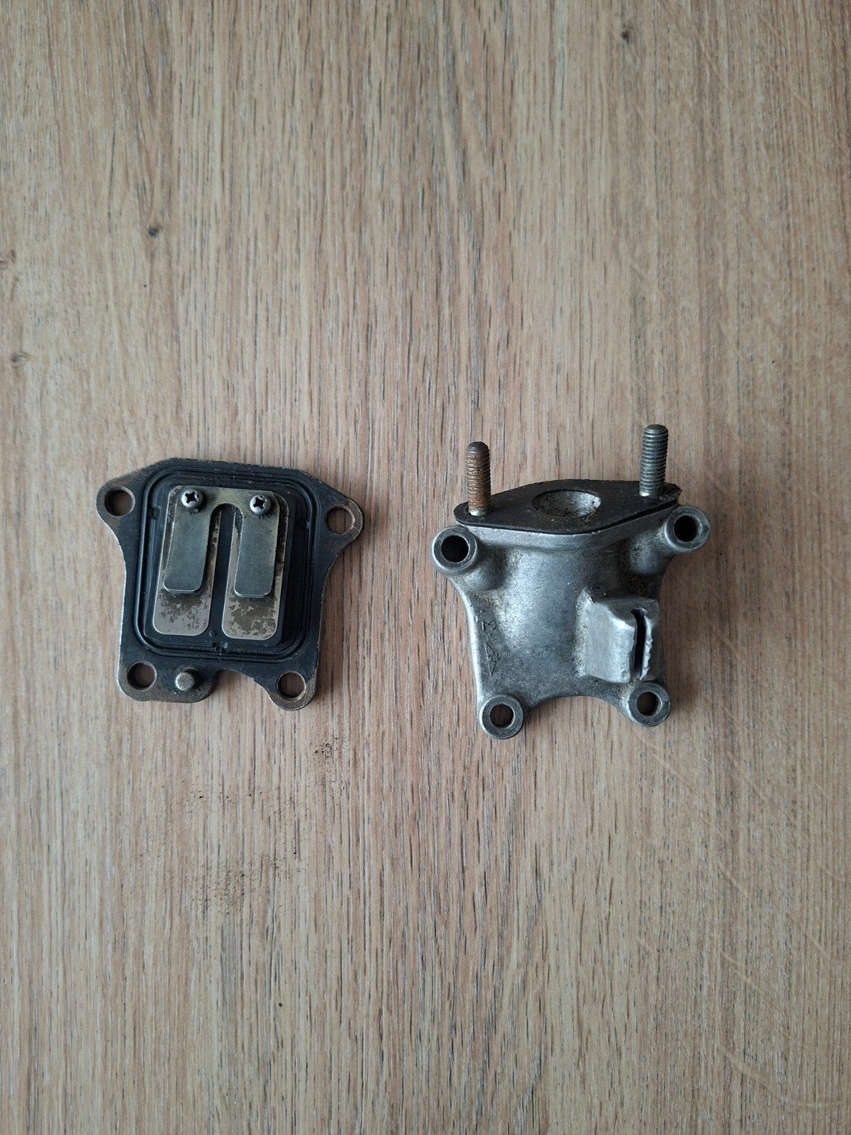 Collecteur + clapet Honda Camino, Vélos & Vélomoteurs, Pièces de cyclomoteur | Général, Enlèvement ou Envoi, Utilisé, Carburateur
