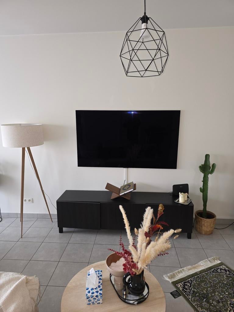 Meuble télé, Enlèvement
