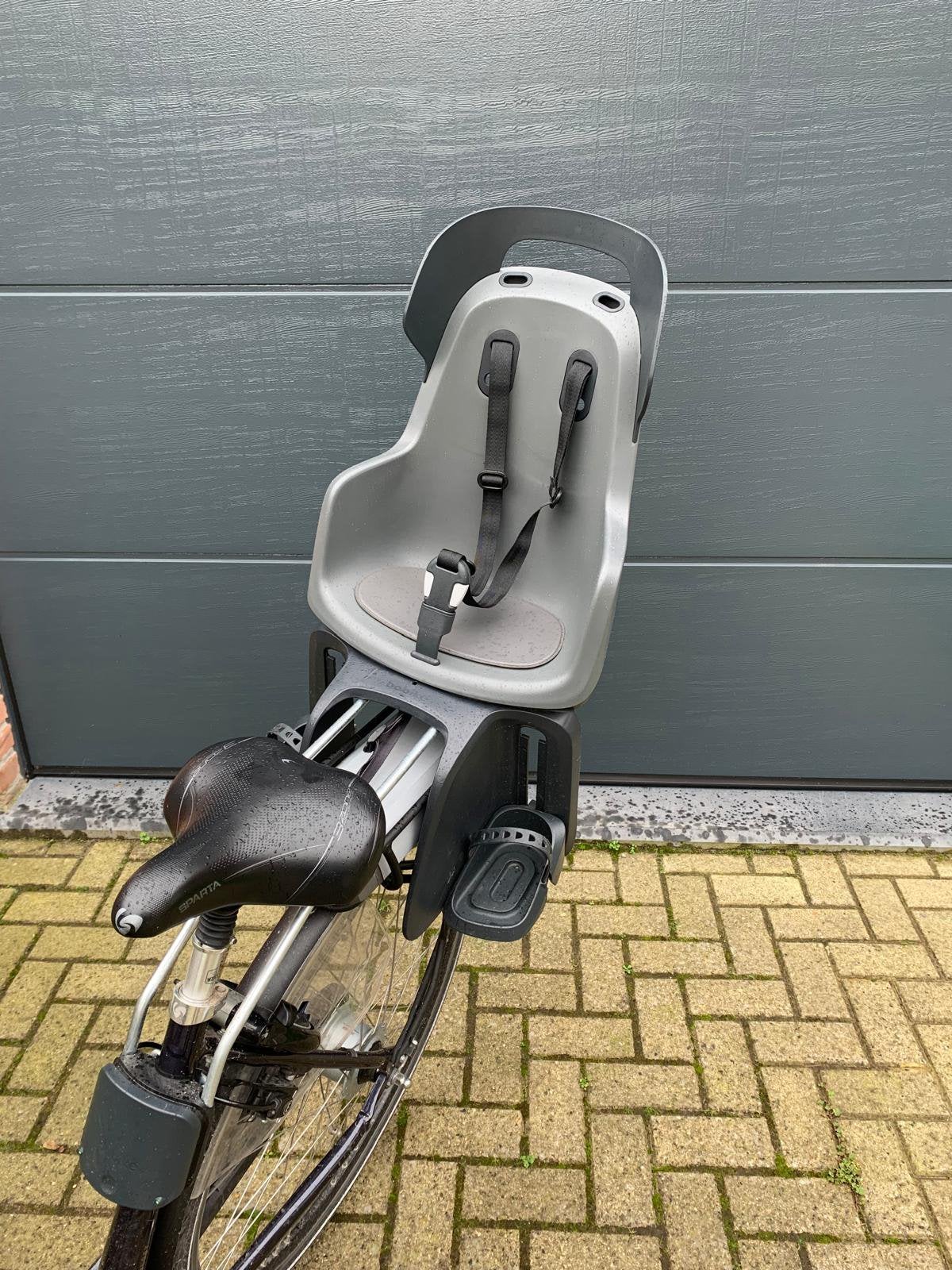 Fietszitje, Ophalen, Zo goed als nieuw