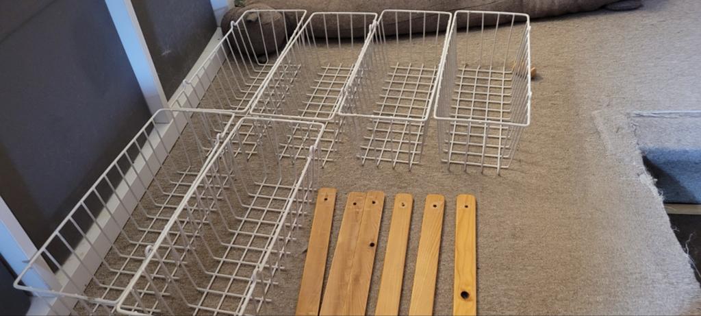 6 paniers rangement metallique blanc+6 support bois, Enlèvement