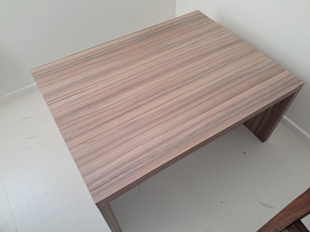 Salontafel 1 m x 0.75 m, Ophalen, Kunststof, Gebruikt, 50 tot 100 cm