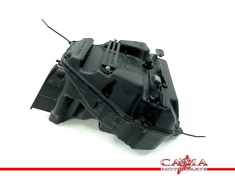 LUCHTFILTERHUIS Street Triple 675 2007-2012 (2200492), Dhr. S. di Majo, Gebruikt, Info@cama-motorparts.nl, P.J. Troelstraweg 8 8
3144 CX  MAASSLUIS, NL
