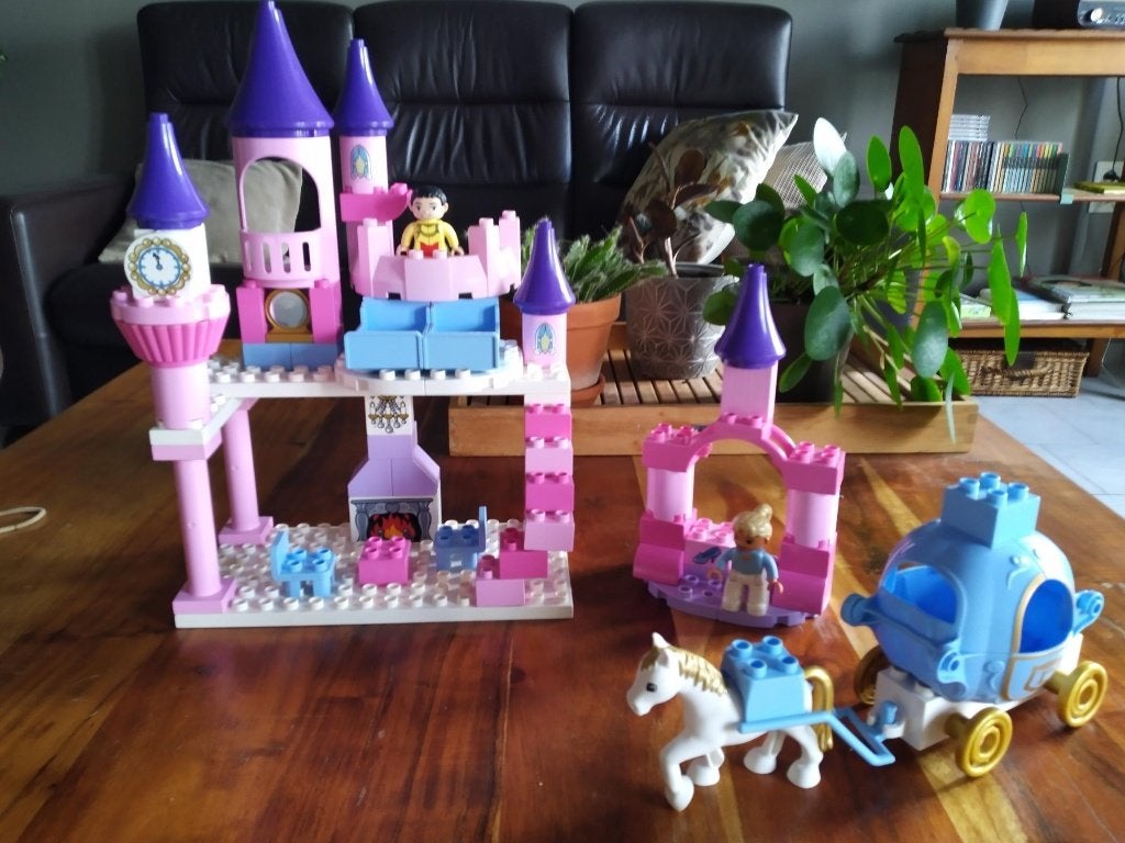 DUPLO kasteel en koets van Assepoester, Kinderen en Baby's, Ophalen of Verzenden, Zo goed als nieuw, Duplo, Meerdere sets