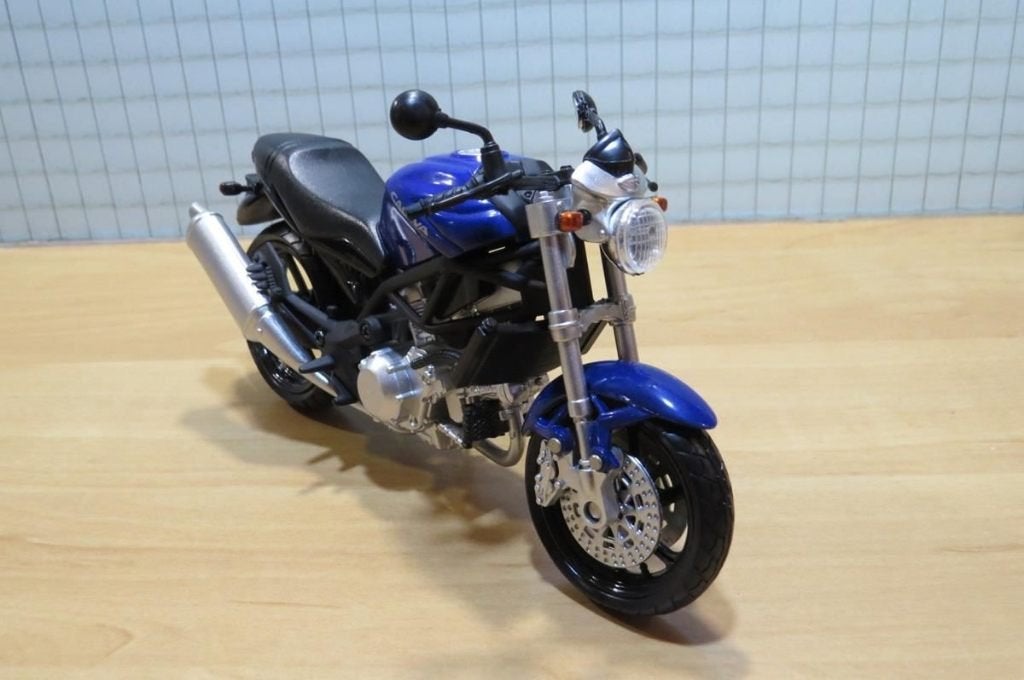 Cagiva Raptor 1000 1:12 new ray, Hobby en Vrije tijd, Modelauto's | 1:5 tot 1:12, Nieuw, Motor, 1:9 t/m 1:12, Ophalen of Verzenden