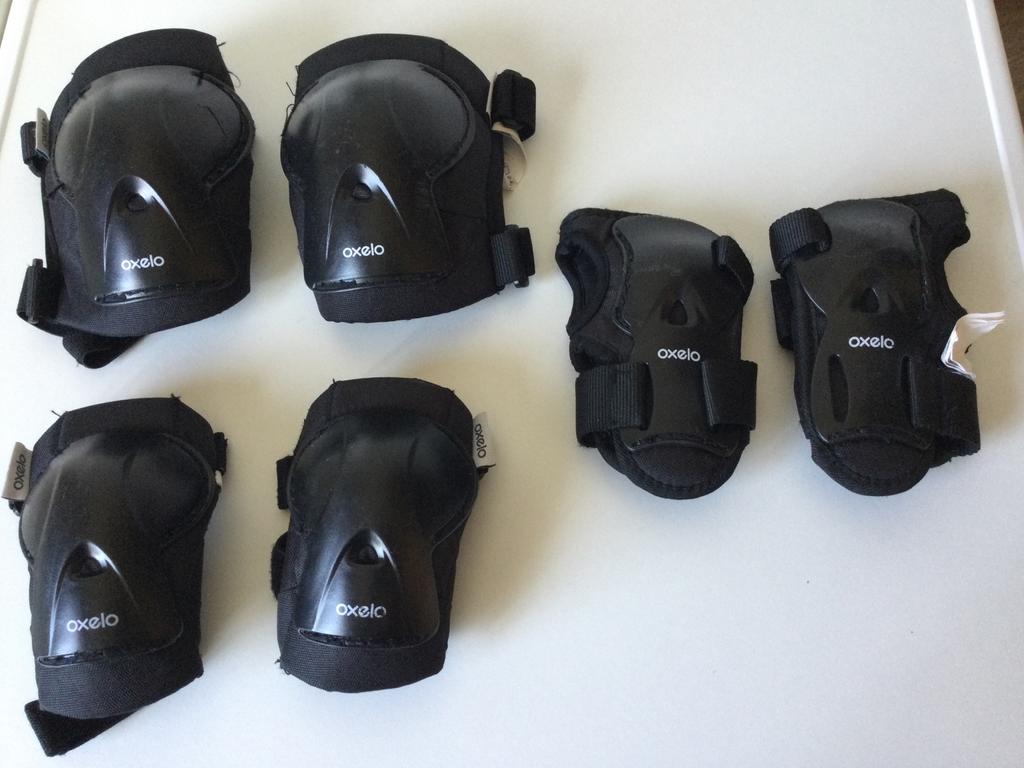 Set Oxelo beschermers voor kinderen - maat xs, Ophalen of Verzenden, Zo goed als nieuw, Kinderen