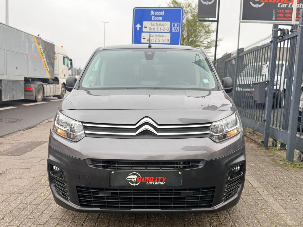 Citroen Berlingo Dubbele Cabine 1.2i 2020 Automaat 075000km, Autos, Achat, Euro 6, Entreprise, Entretenue par le concessionnaire