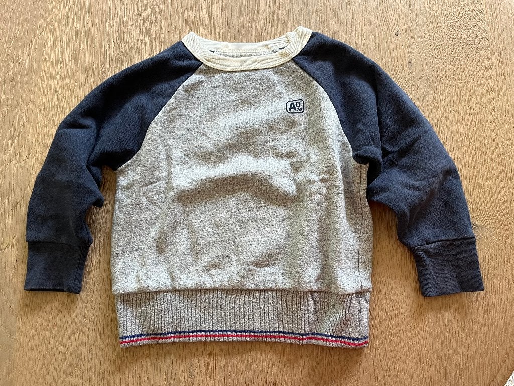 Trui American Outfitters 4 jaar in perfecte staat, Kinderen en Baby's, Kinderkleding | Maat 104, Trui of Vest, Ophalen of Verzenden