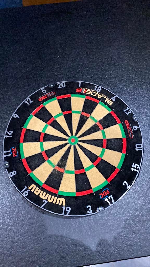 Dartbord winmauw blade 6 triple core carbon, Enlèvement, Utilisé, Cible de fléchettes