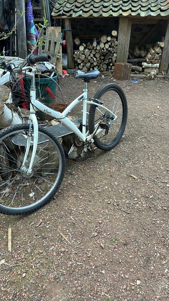 Vtt between, Enlèvement, Comme neuf