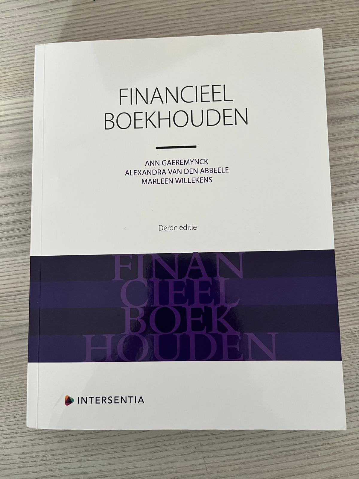 Financieel boekhouden, Ophalen of Verzenden, Zo goed als nieuw, Accountancy en Administratie
