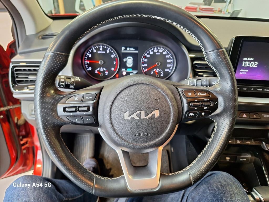 Kia Stonic STONIC MILD-HYBRID - 40M KIA WARRANTY - LEZ VALID, Auto's, Automaat, https://public.car-pass.be/vhr/559b74ae-455c-47aa-a73c-f123c2d4939e