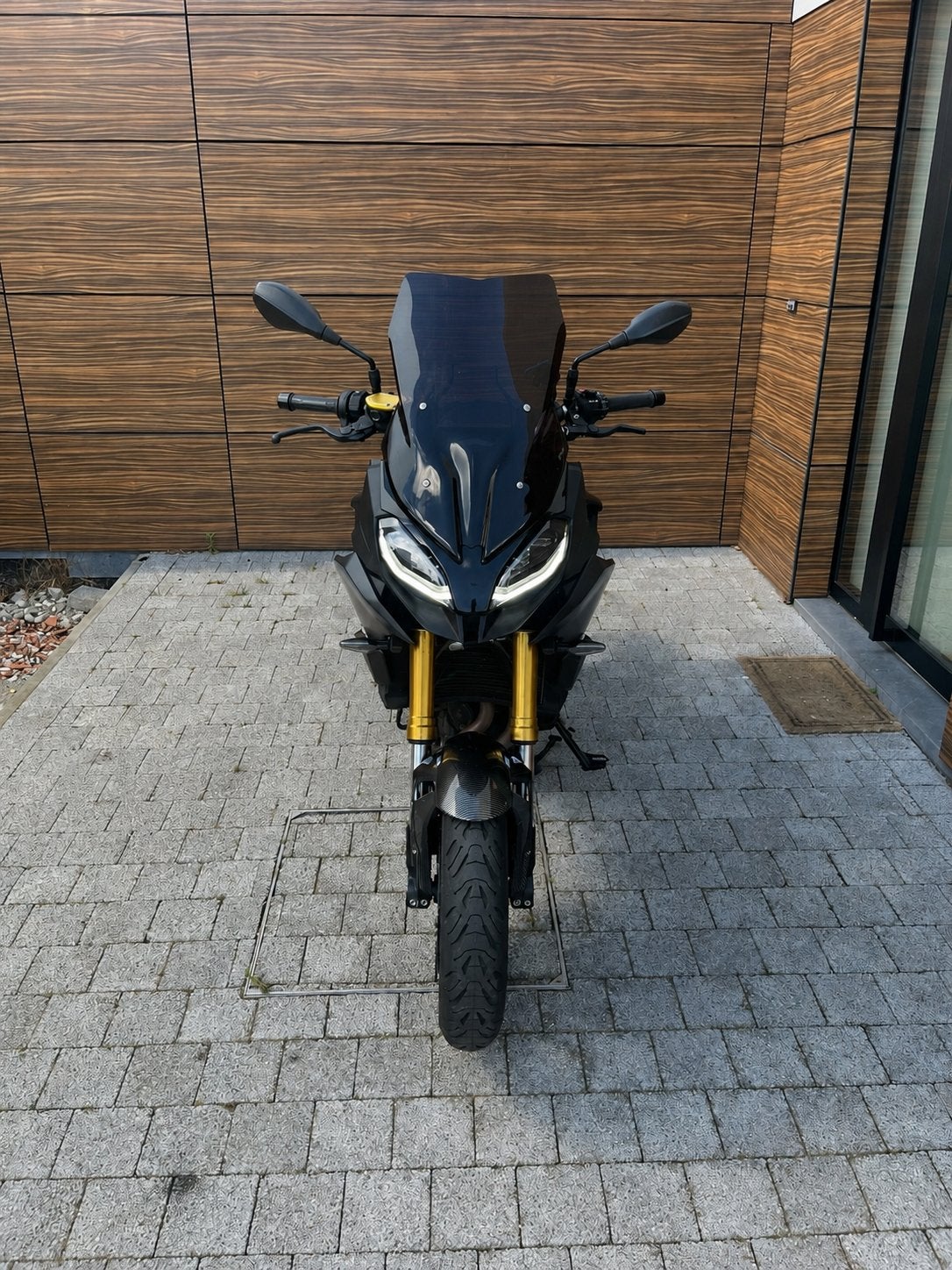 BMW F900XR A2, Motos, Tourisme, Occasion, 2 cylindres, Particulier