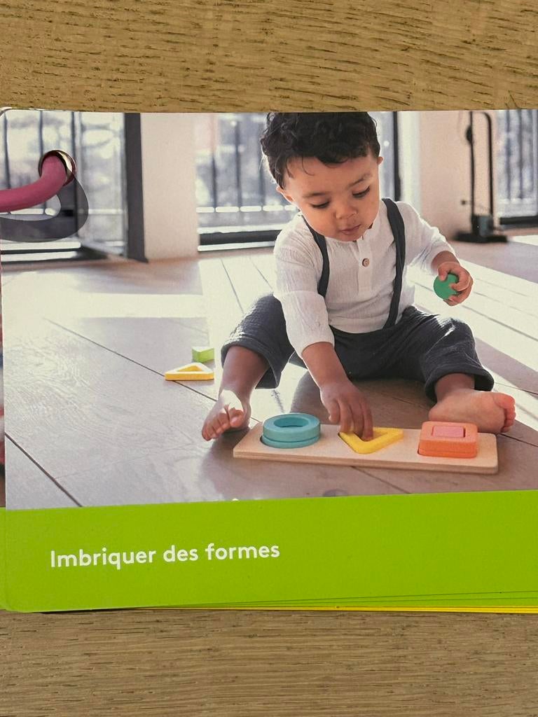 Imbriquer des formes geometriques, Enlèvement, Comme neuf, Découverte