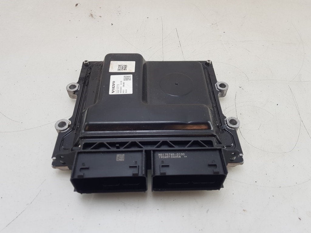 CALCULATEUR MOTEUR ECU Volvo V40 (MV) (|32213773|36012801|), Info@volvocars.com, Volvo Car Germany GmbH, Siegburger Straße 229
50679  Köln, DE