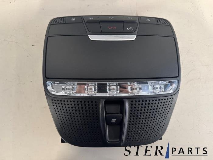 Eclairage intérieur avant d'un Mercedes C-Klasse, 3 mois de garantie, Utilisé, -, -